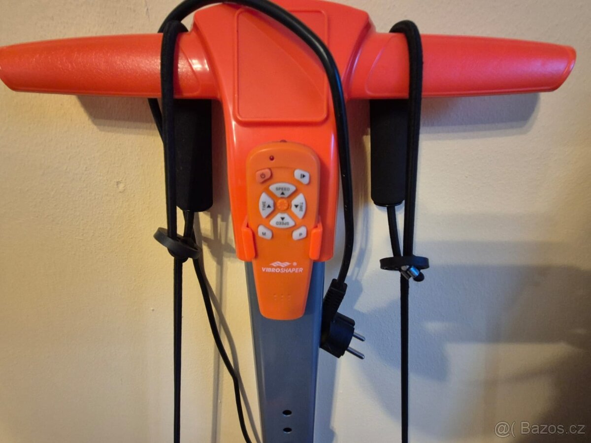 Vibrační plošina VibroShaper E382 - jako nová - 4