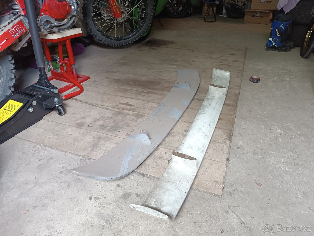 Spojler-křídlo - 4