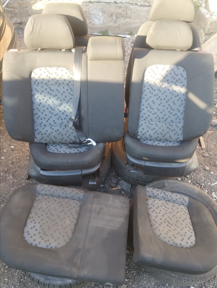Sedačky Škoda Fabia - 4