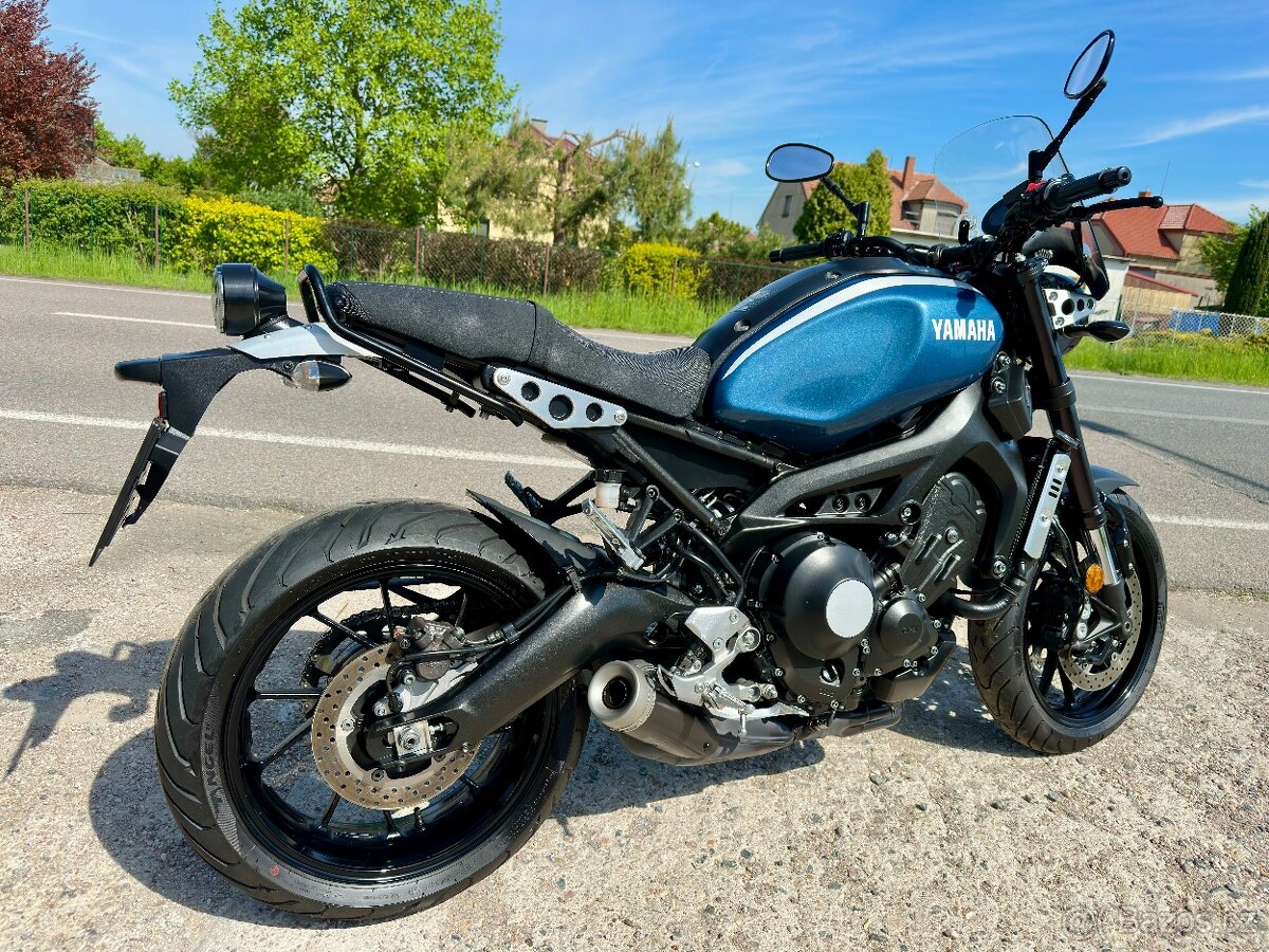 Yamaha Xsr 900 - 4