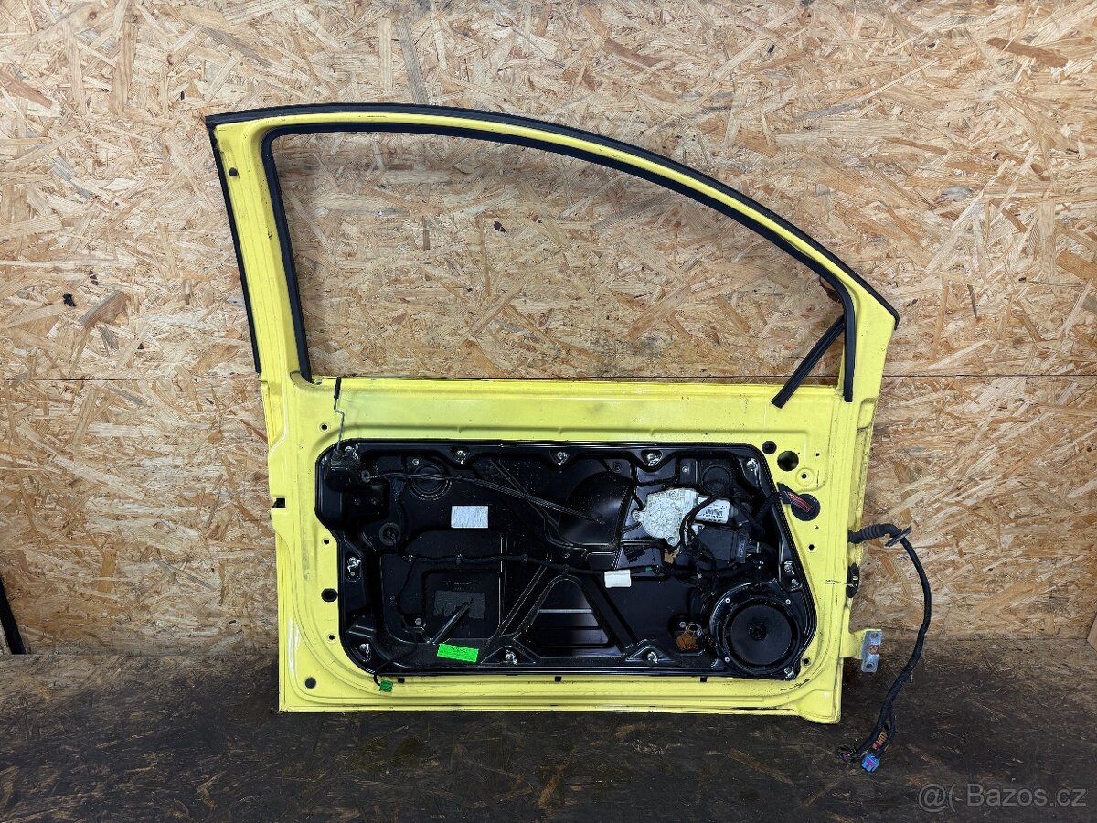 KOMPLETNÍ LEVÉ PŘEDNÍ DVEŘE VW BEETLE - 4