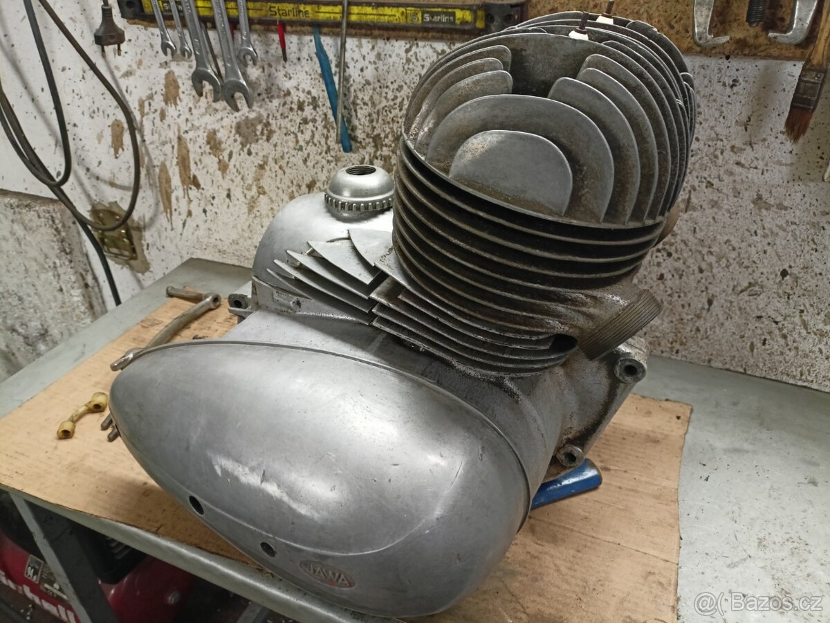Jawa 350 354 motor - 4