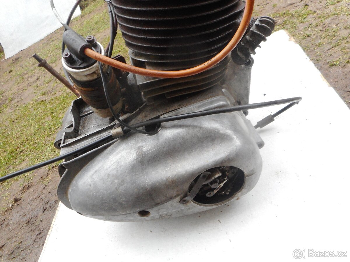 ČZ-502/501--Skůtr - 4