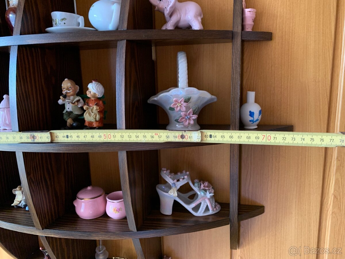 Dřevěná polička včetně dekorace - 4