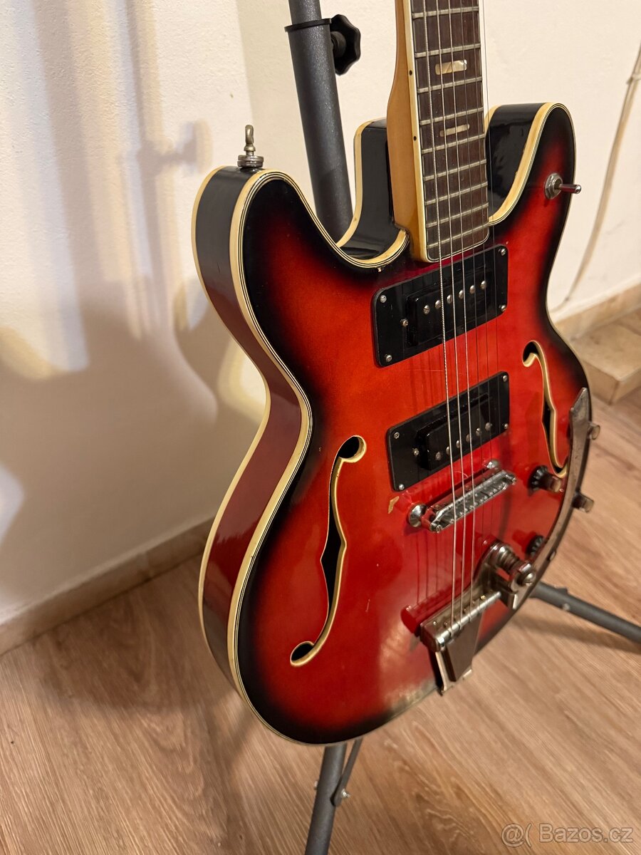 Japonská lubová elektrická kytara Aria - 4