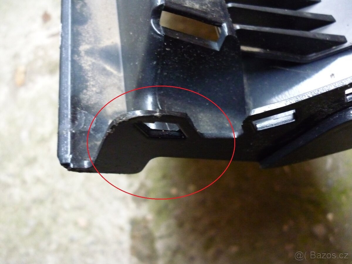 VW CC (2012-2017) pravý plastový práh - 4