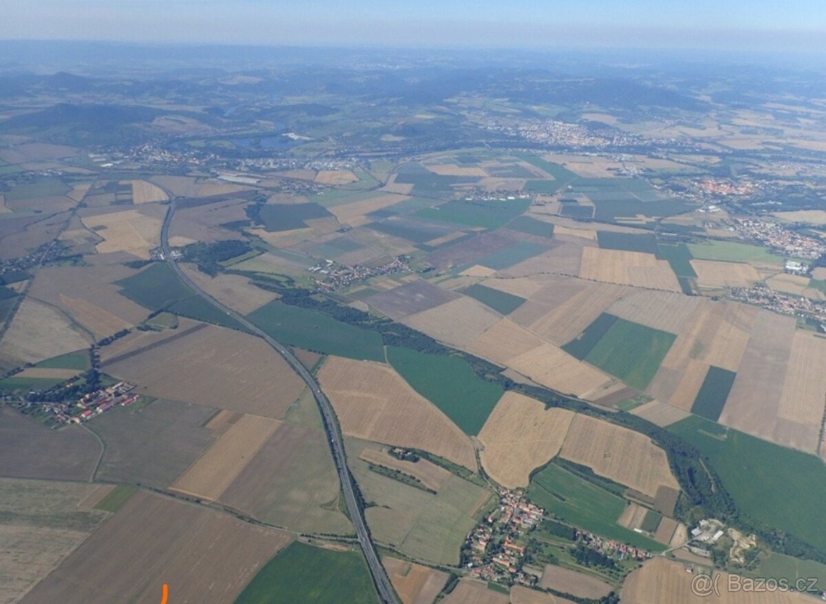 Prodej pole 22 509 m², Keblice, ev.č. 00107 - 4