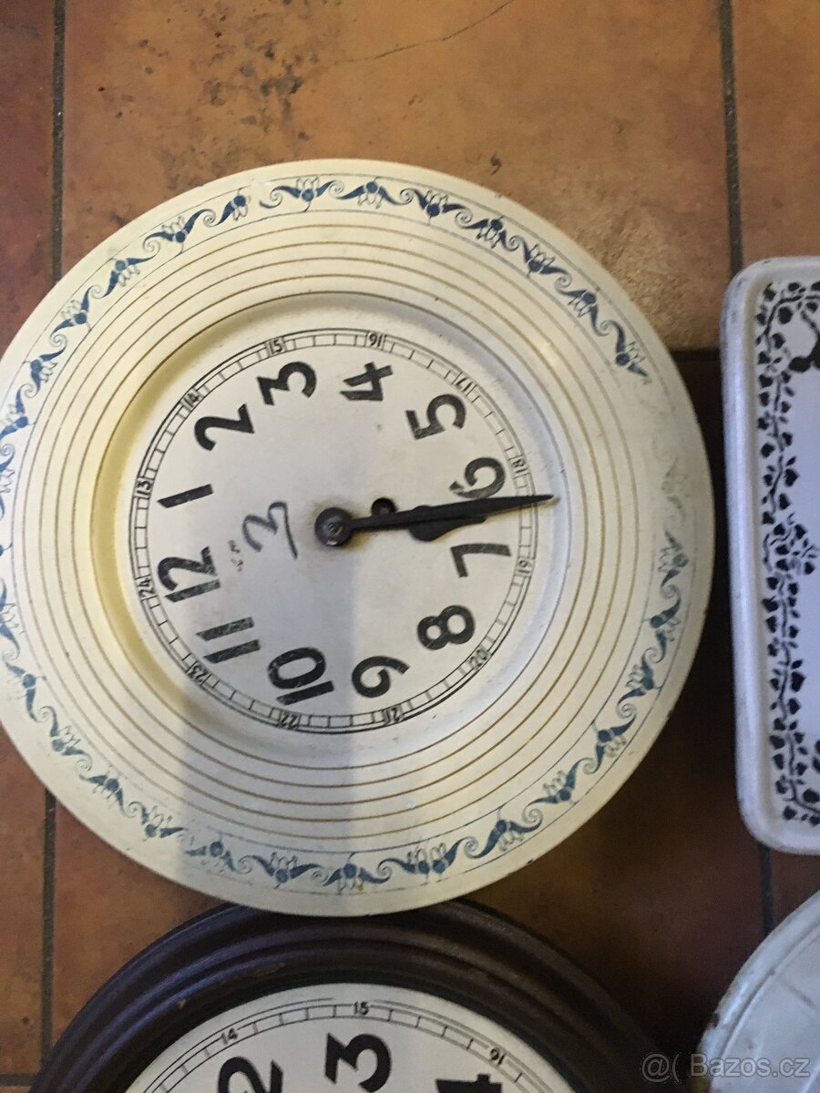 staré hodiny za 1000 kč - 4