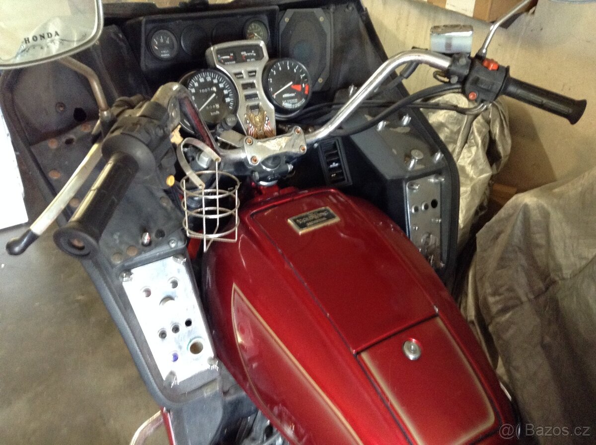 Honda GL 1100 Goldwing - 4