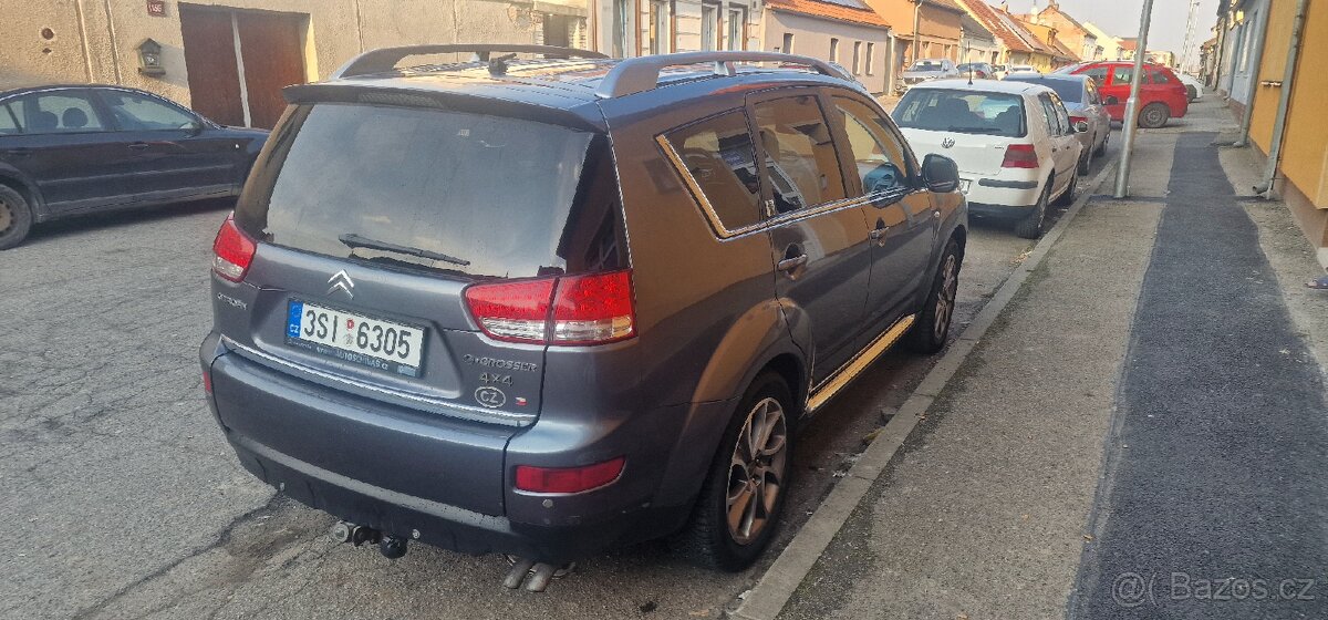 Citroen C-crosser 2.2d 2008 - 4