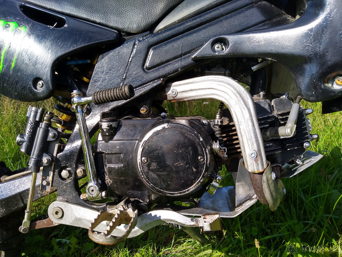 STOMP 125cc 4T