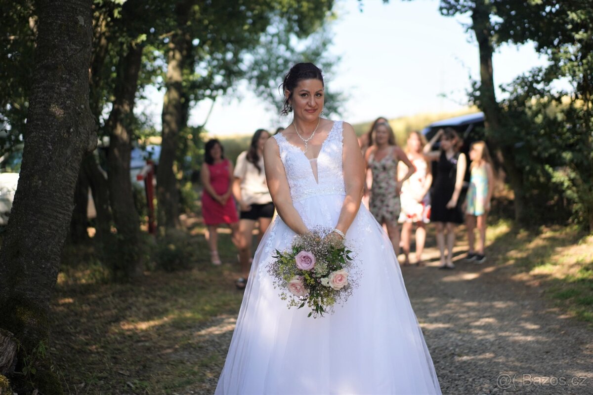 Svatební šaty 40/46 bílé - 4