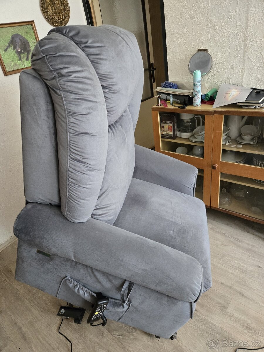 Elektrické relaxační polohovací křeslo Maddiamonds MD-22 - 4