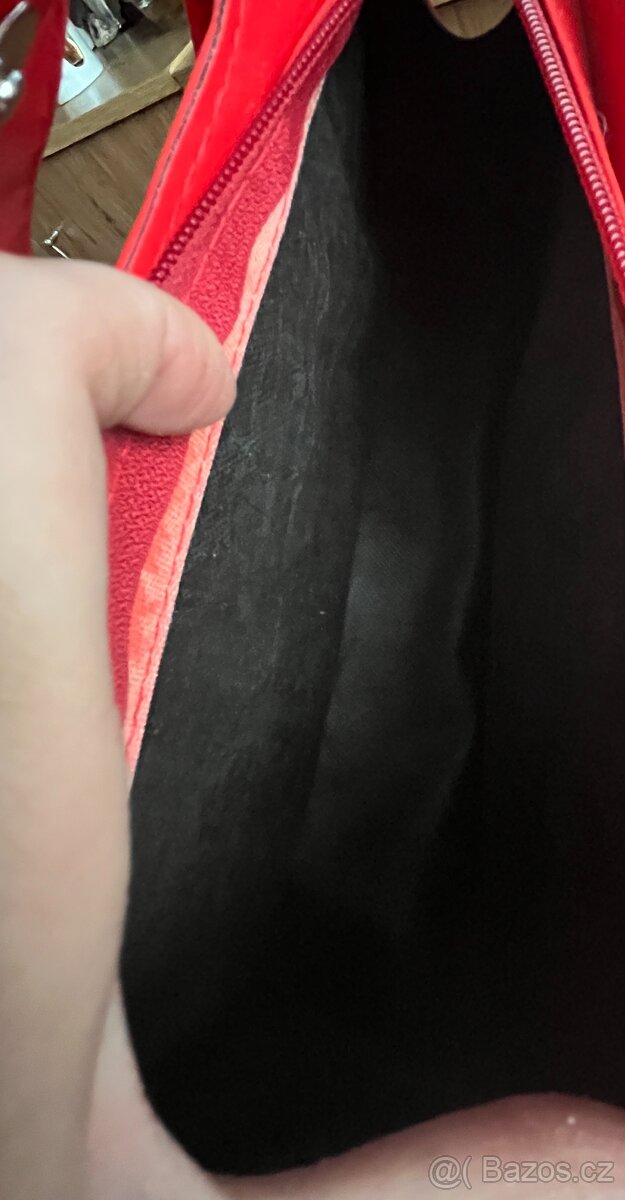 Kabelka menší červená - 4