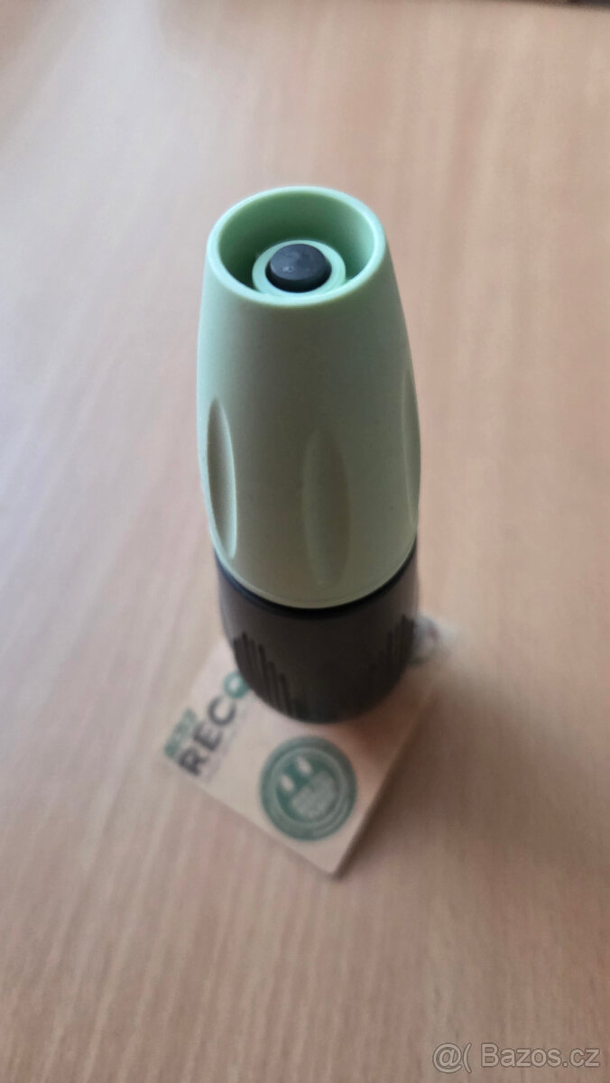 Oscilační zavlažovač a doplňky - nové, nepoužité - 4