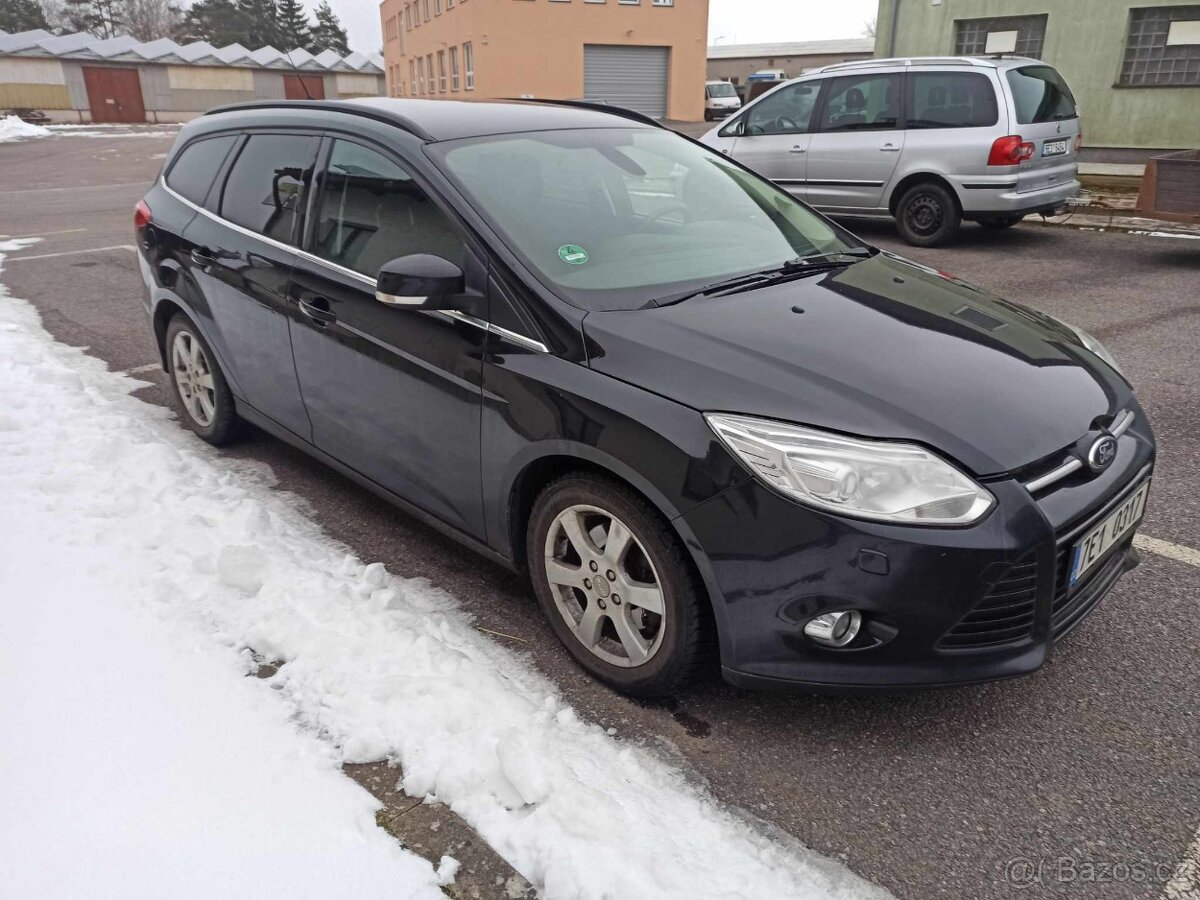 Ford Focus 1,6 turbobenzín - 4