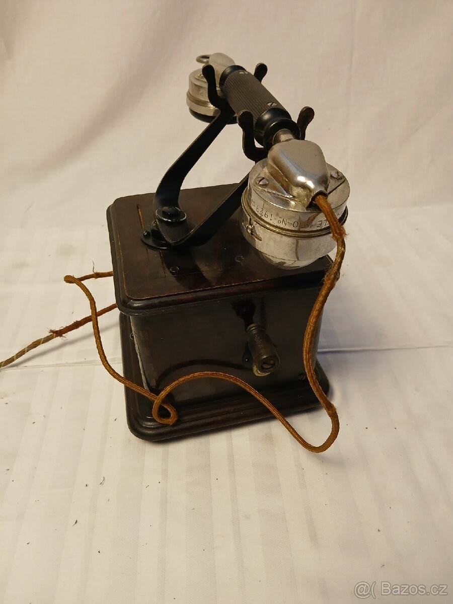 Starožitný stolní telefon - 4