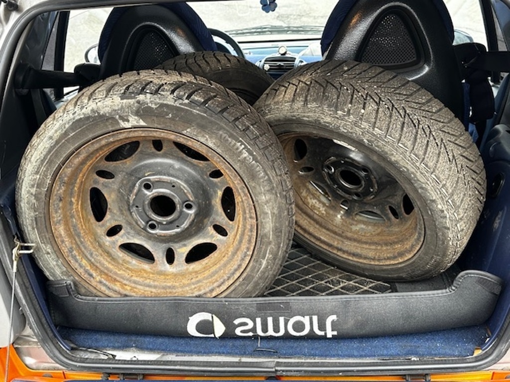 Smart Fortwo 0.8CDi, automatická přev., r.2000, nová STK - 4