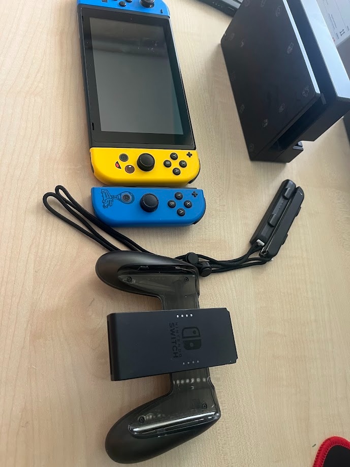 🎮 Nintendo Switch Fortnite Edice | Dock + Smash Bros. - 4