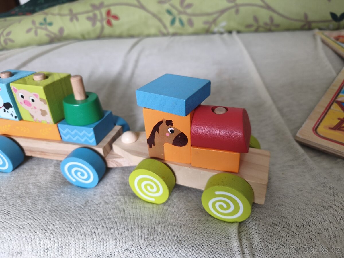 Dřevěný vláček, puzzle - 4