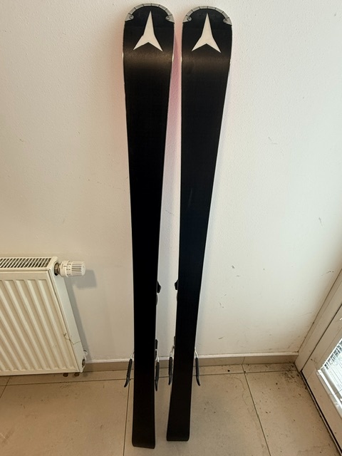 ATOMIC Redster S8 (149 cm) - 4