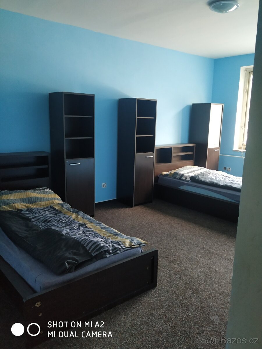 Pronájem pokoje v bytovém domě - 4