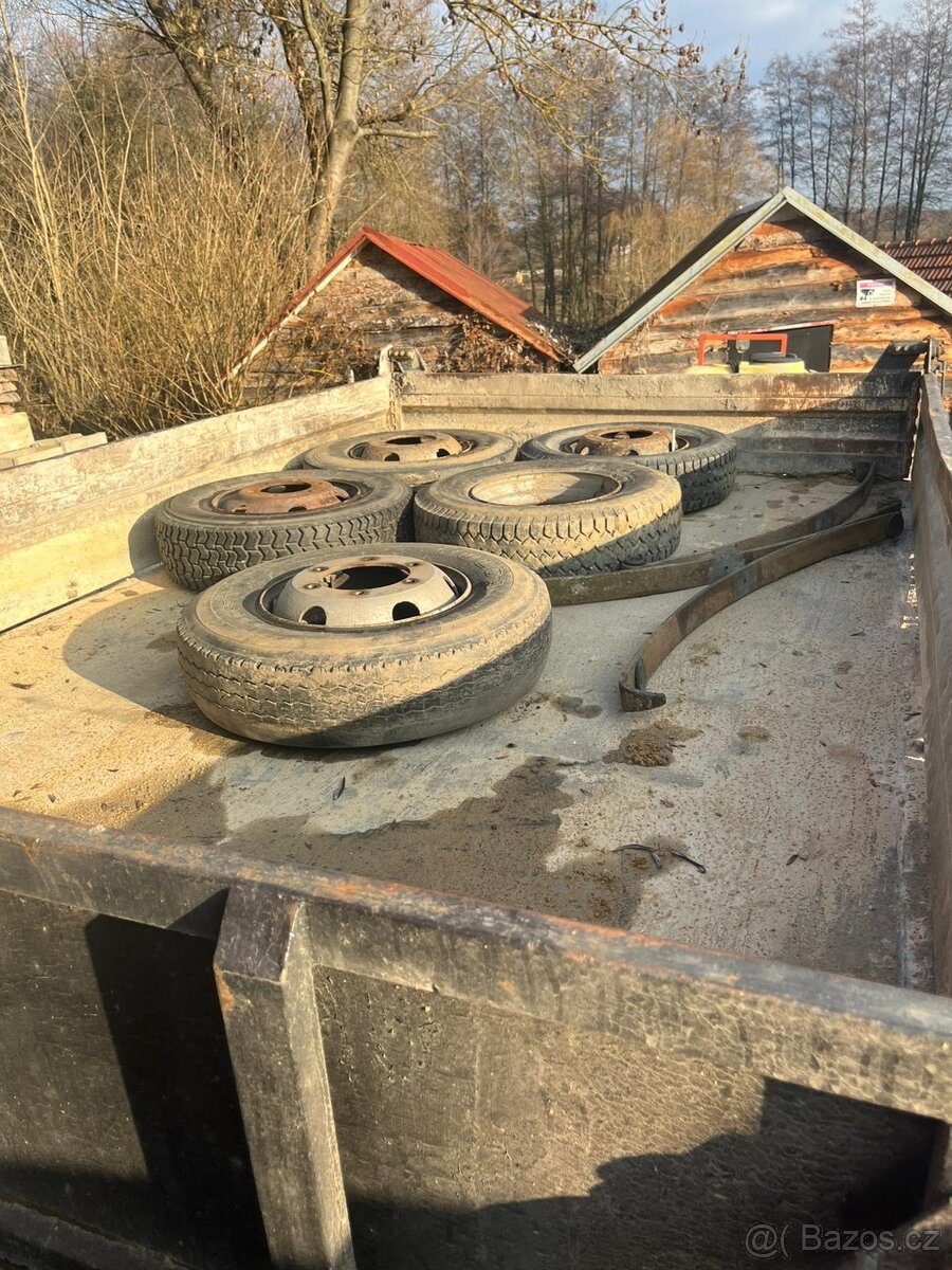 Sklápěč s hydraulickou rukou - 4