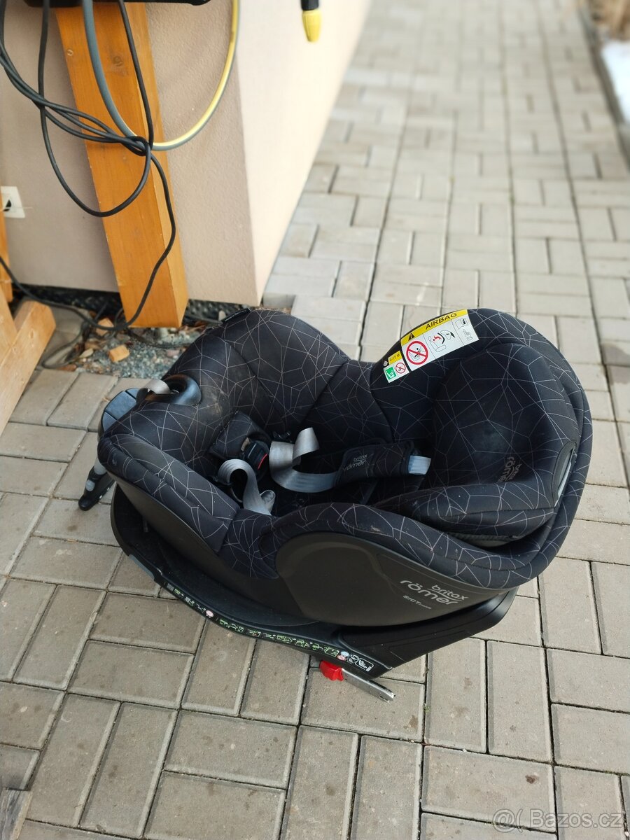 Autosedačka Britax Römer DUALFIXi-size - 4