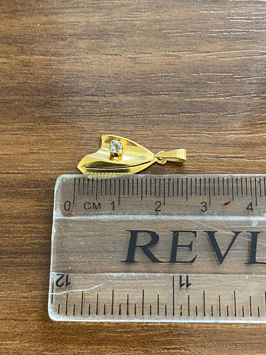 Zlatý přívěsek - 4