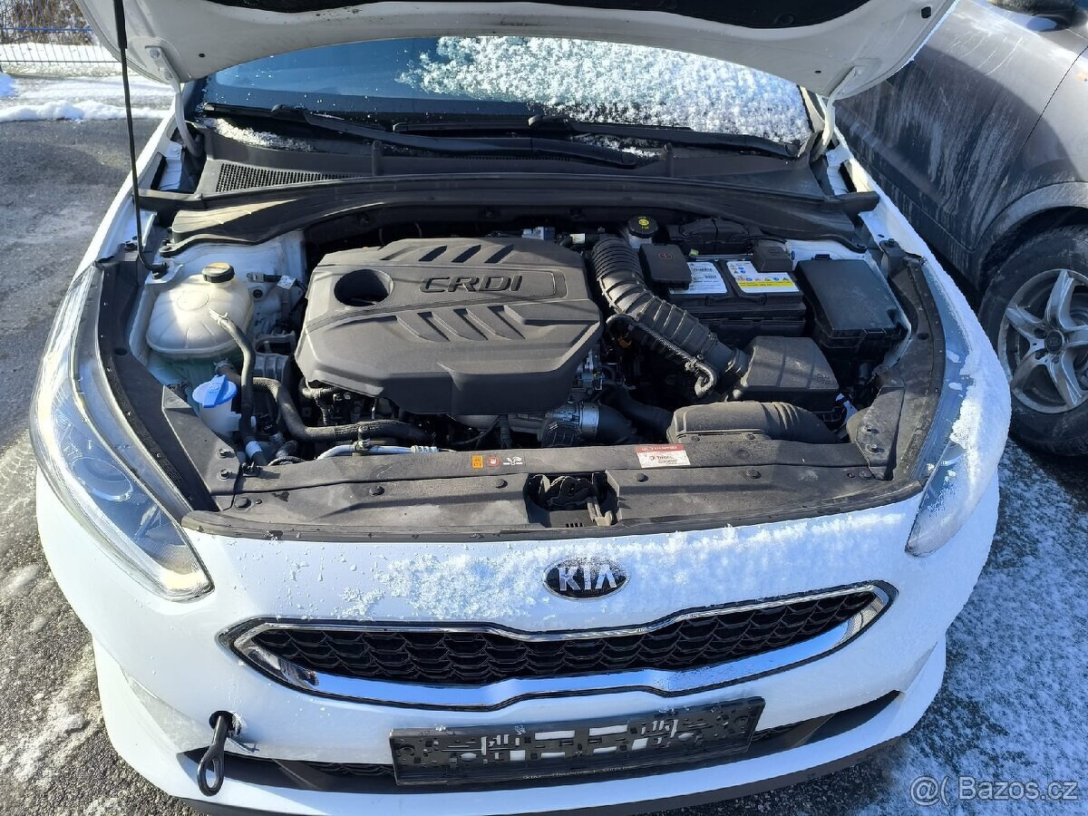 KIA CEE'D 1,6 CRDI 70 000 KM - 4