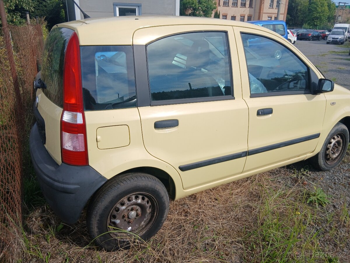 Fiat Panda, 1.1i, na opravu - 4