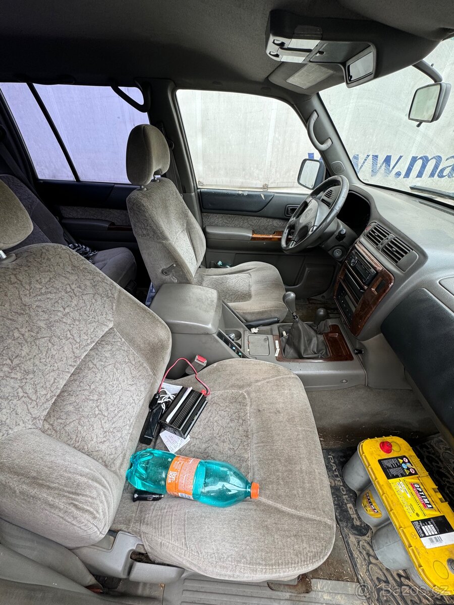 Nissan Patrol Y61