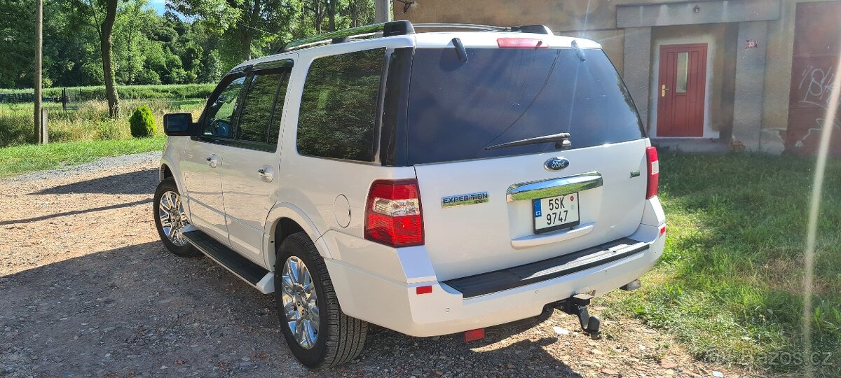 Ford Expedition Limited 2011 5,4 V8, 140t.km, LPG