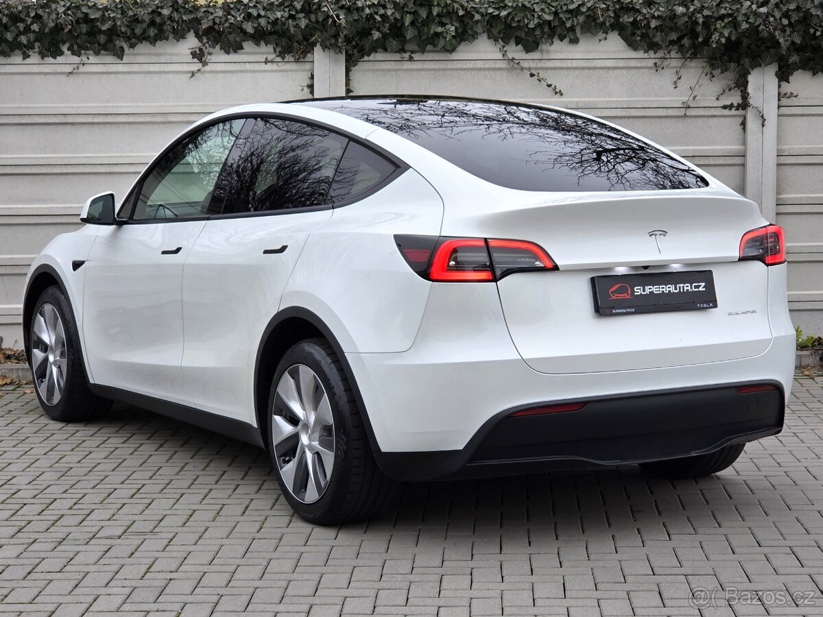 Tesla Model Y 4x4 Long Range Dual Motor Záruka 378kW - 4
