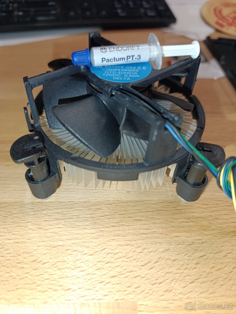 CPU Intel Core i5-7400 + chladič + pasta, socket 1151 - 4