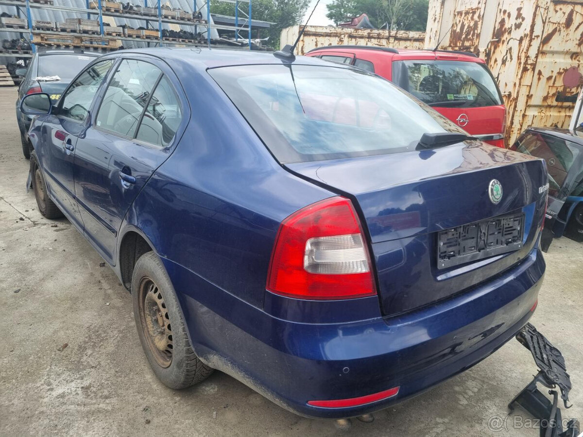 Škoda Octvavia II Facelift 2.0 TDI ( BKD ) 103kW r.2010 modr - 4