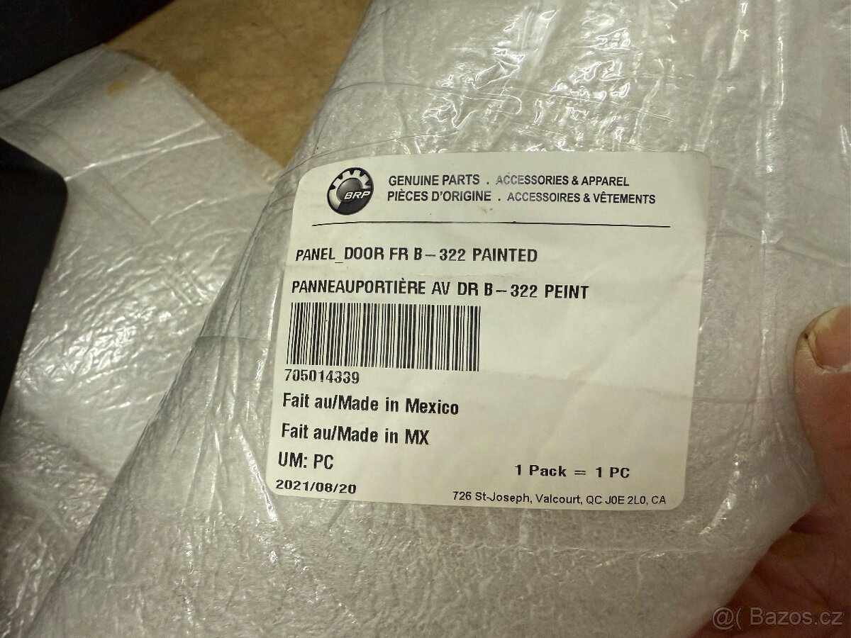 CAN AM Maverick X3 Turbo RC - pravé dveře - 4