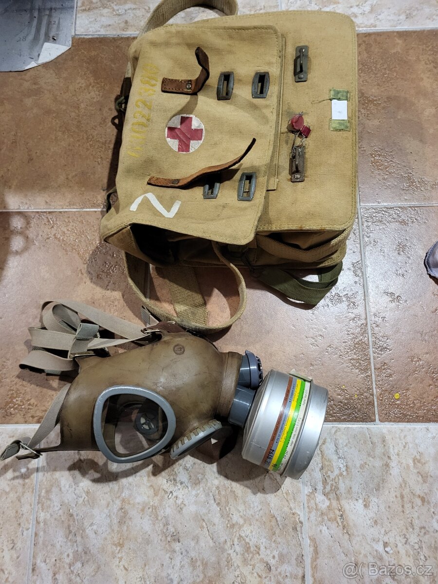 vojenská zdravotnická brašna - 4