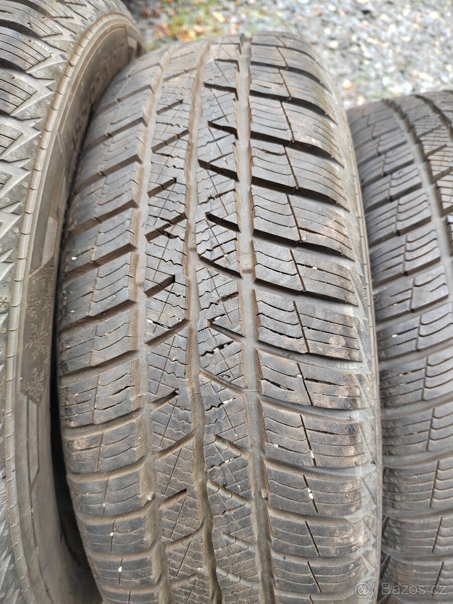Prodám 4ks zánovních zimních pneu 185/65/15 Barum Polaris 5 - 4