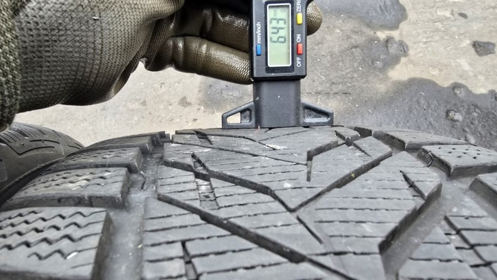 Zimní pneu 225/40/18 Vredestein - 4