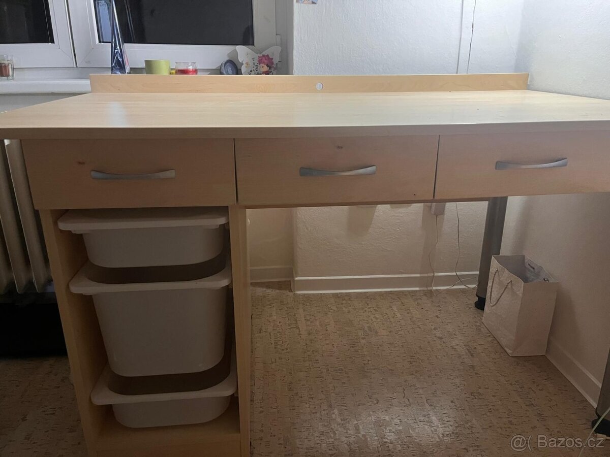 Dětský psací stůl - 4