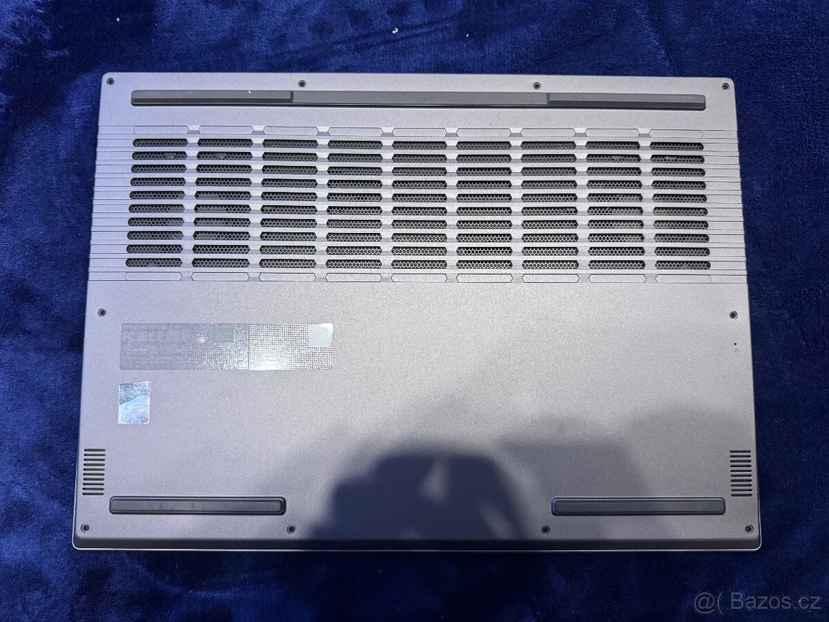Lenovo Legion Slim 5 16IRH8 Misty Grey kovový - 4