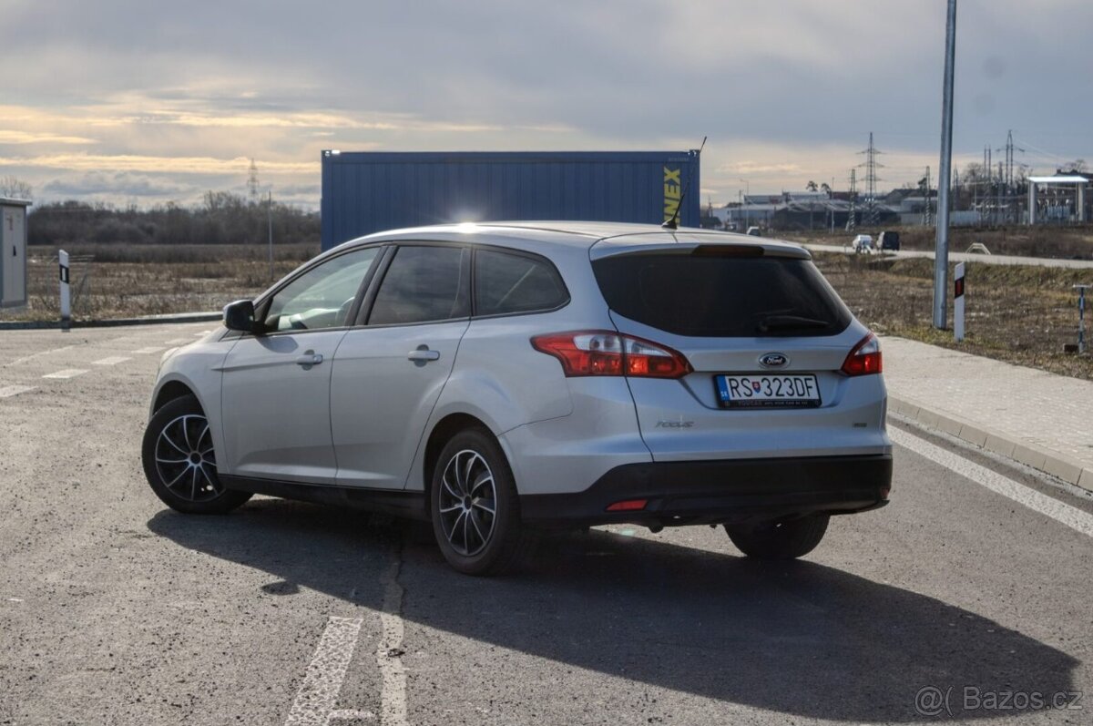 Ford Focus Kombi 1.0 EcoBoost - 4