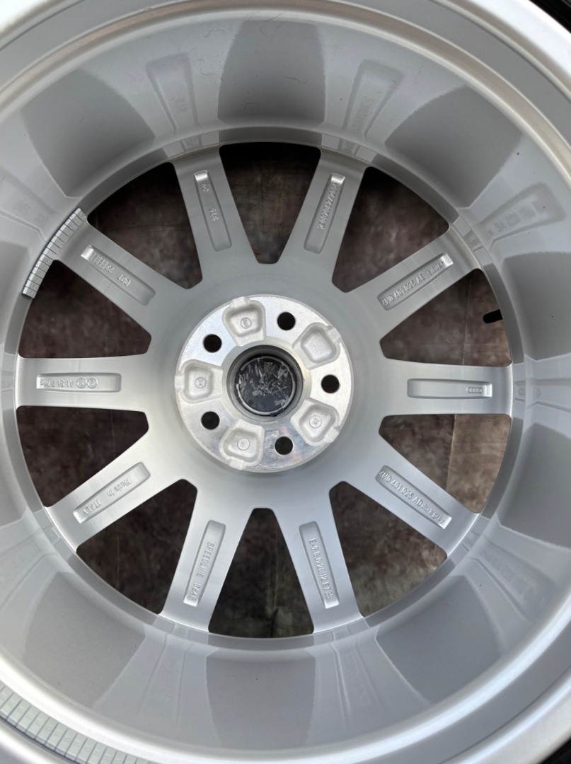 Zimní top sada Audi Q7 285/45R20 112V - 4