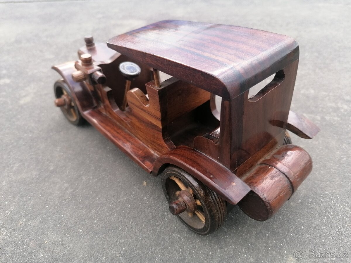 Predám starožitné drevené auto - 4