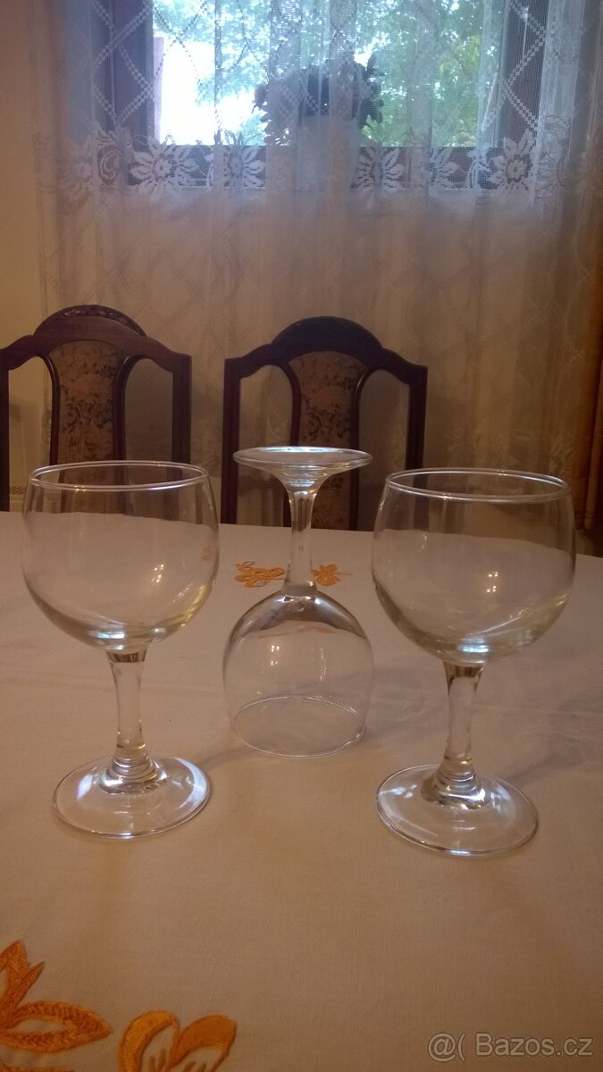 Misky na poháry, popelníky, misky, panáky, víno, šampaňské - 4