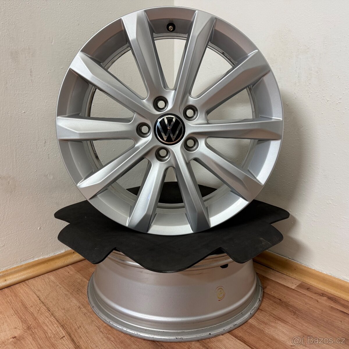 NOVÁ VW PASSAT B8 5x112 R17 ET41 6,5Jx17 57,1mm - 4