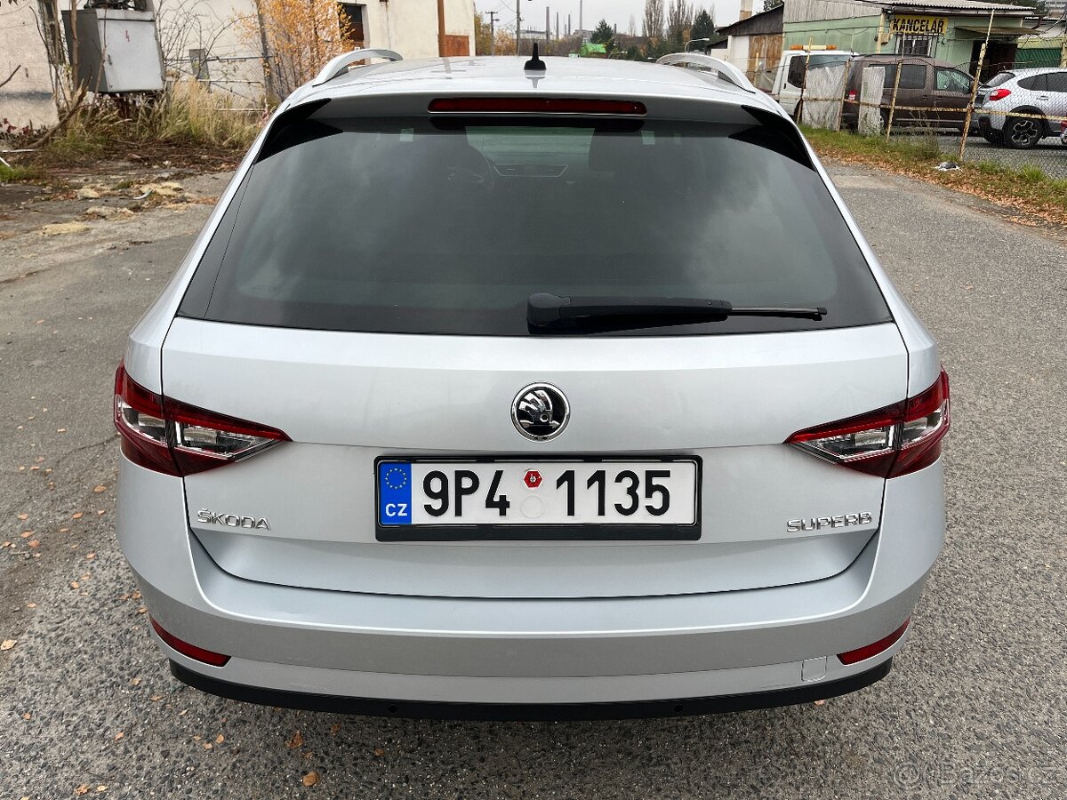 Škoda Superb 2.0tdi 140kw manuál po servisu nehavarované - 4