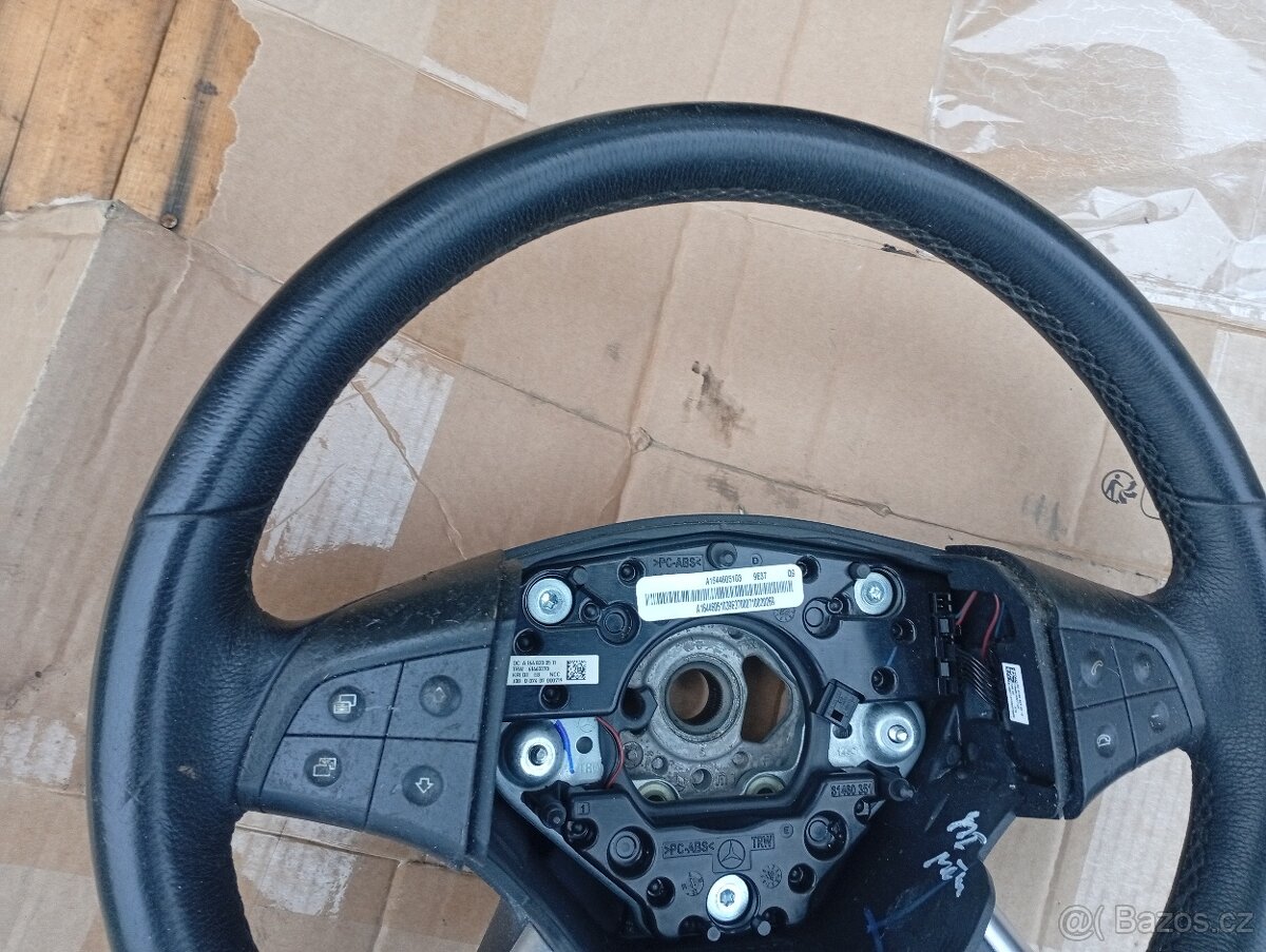MERCEDES BENZ ML W164 RV 2005-2009 VOLANT KOŽENÝ - 4