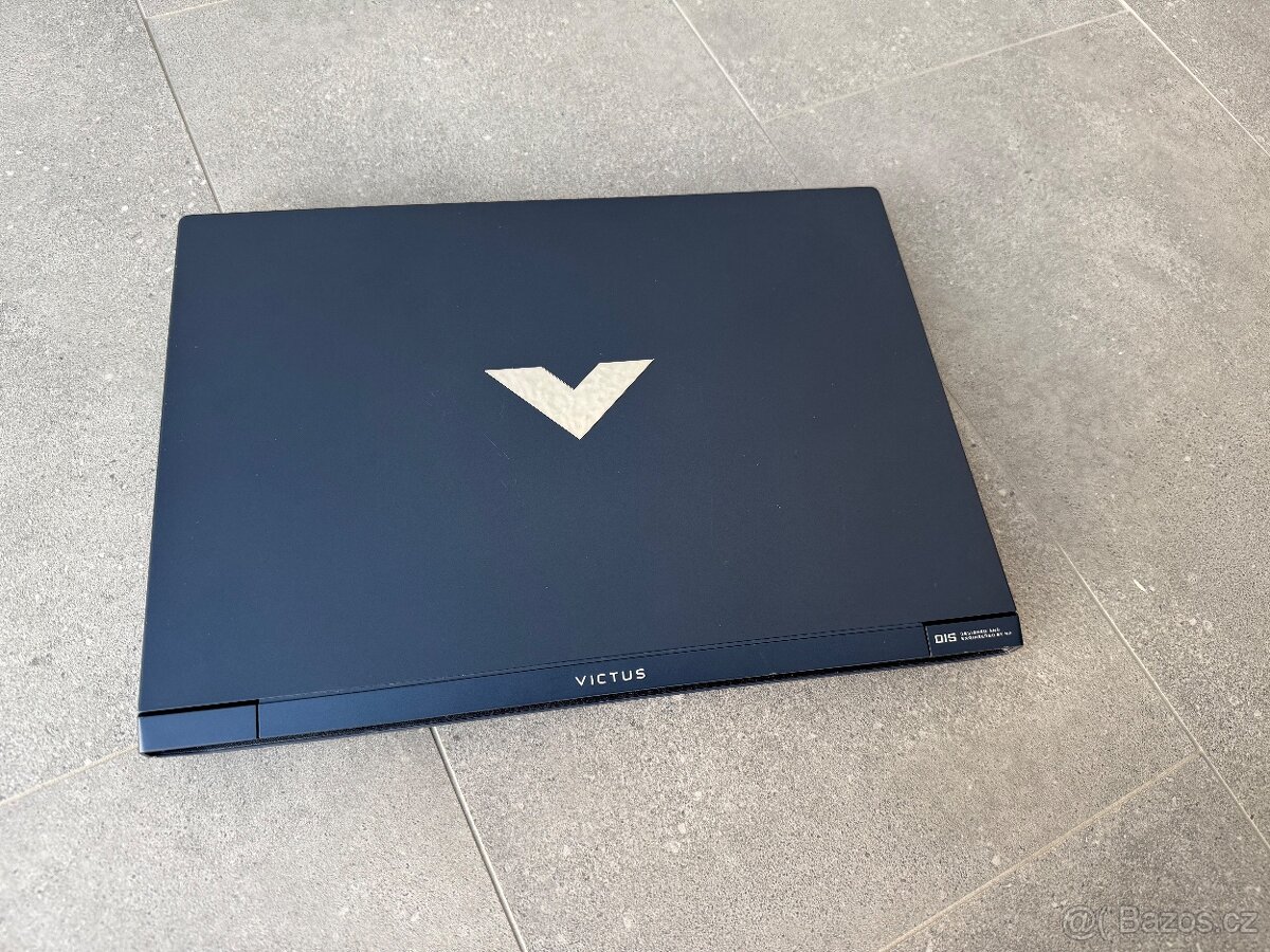 Herní notebook Victus - nepouživaný - 4